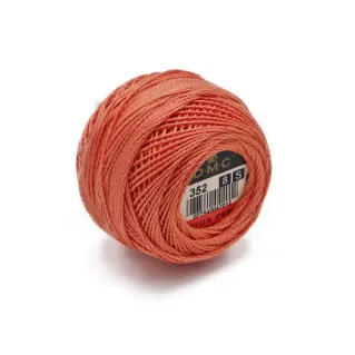DMC Pearl Cotton No 8 10g ball Rosa Pesca 352