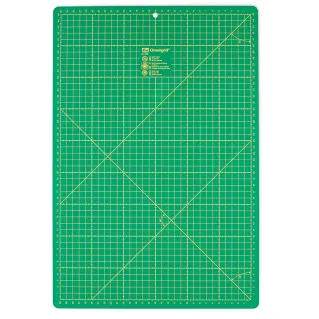 Omnigrid Cutting Mat with Dual Scale cm and Inches <br />
<b>Warning</b>:  Undefined array key 2 in <b>/var/www/vhosts/tessiland/html/var/cache/dev/smarty/compile/tessilandlayouts_layout_full_width_tpl/36/9d/cc/369dcc8f3b183be44edbb0cea99977a701162beb_2.file.variants-foto.tpl.php</b> on line <b>145</b><br />
