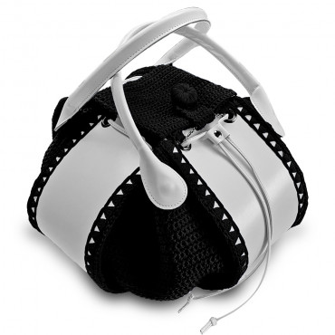 The crochet bag of the year | Crazy Bag in White Color | Tessiland