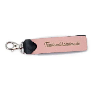 Llavero personalizable de ecopiel con mosquetón Rosa