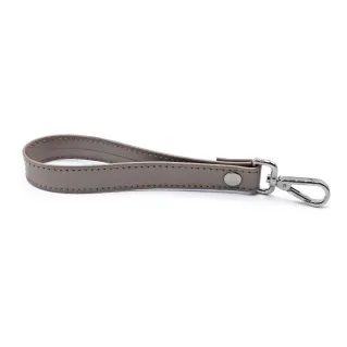 Muñequera Argo de ecopiel con mosquetón para cartera Tortora