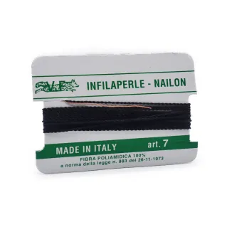 Fil de couture en polyamide avec aiguille en cuivre Nero
