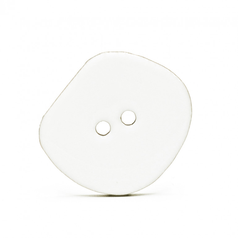 Lake White Button in Irregular Wood | Tessiland