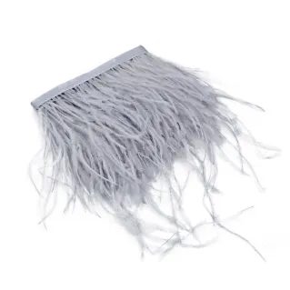 Franges plumes d'autruche naturelles avec bord en satin pour applications Perla