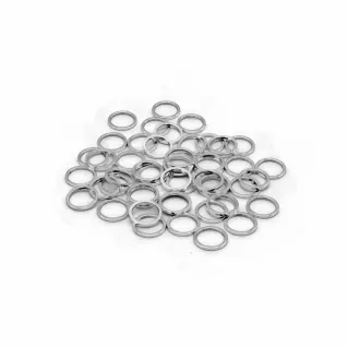 Closed Metal Rings in Gold and Silver for Jewelry Argento