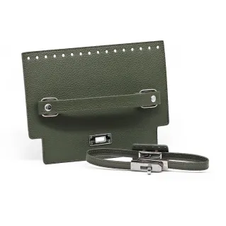 Patella Cecilia color match para bolsas de ecopiel con cierre giratorio Militar