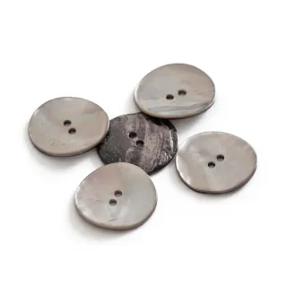 Akoya Mother of Pearl Buttons 5pcs Beige