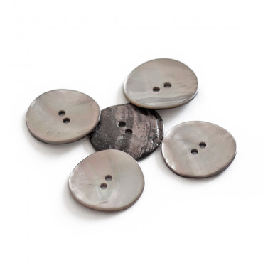 Bottone Akoya in vera madreperla naturale a 2 fori Beige