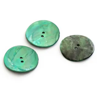 Botones Akoya de perlas 3pz Smeraldo