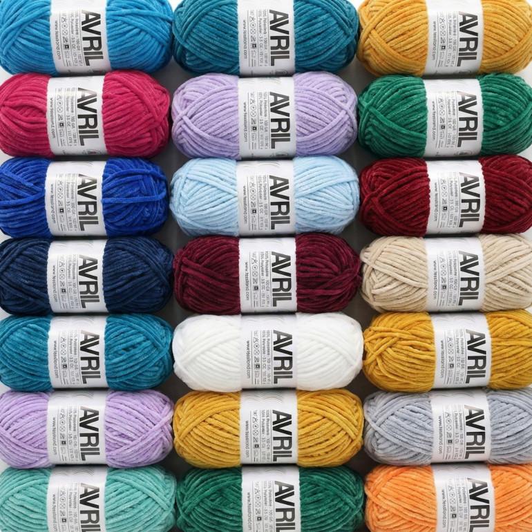 Avril chenille pelote 100g