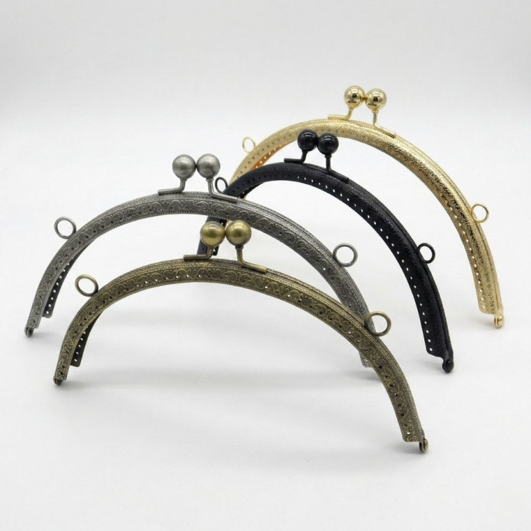 Chiusura clic clac Circle con anelli laterali per borse