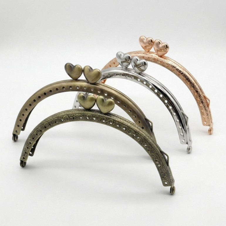 Chiusura clic clac Heart ad arco con cuore per portamonete