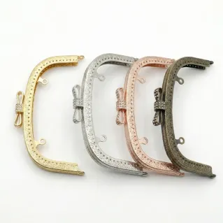 Fermeture clic-clac Swarovski Square 18,5 cm | Tessiland